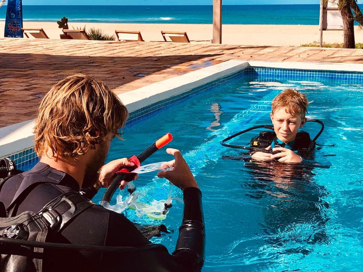 Liquid Dive Adventures Bed and Breakfast Praia do Praia do Tofo Exteriör bild