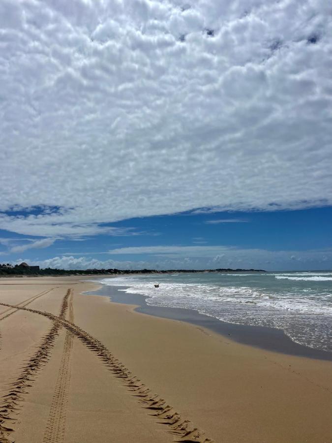 Liquid Dive Adventures Bed and Breakfast Praia do Praia do Tofo Exteriör bild