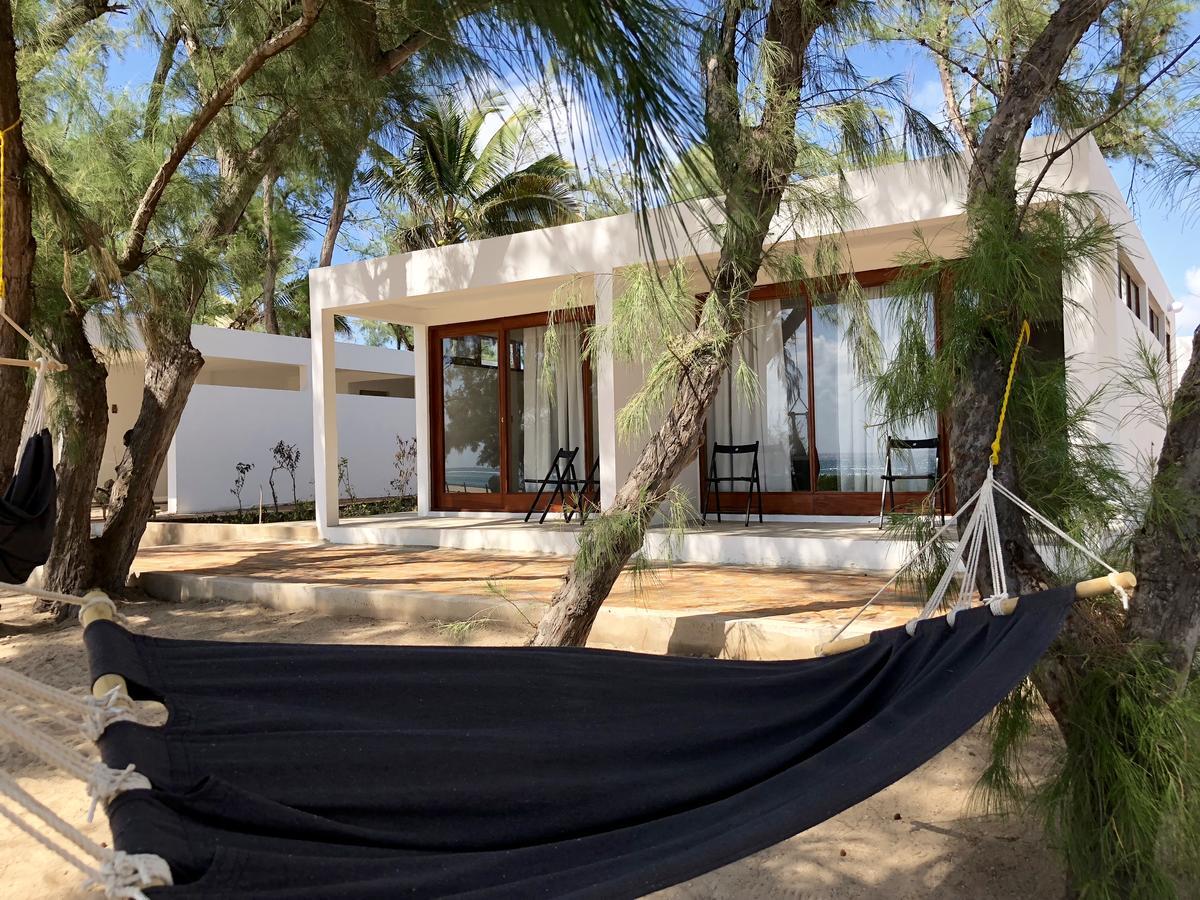 Liquid Dive Adventures Bed and Breakfast Praia do Praia do Tofo Exteriör bild
